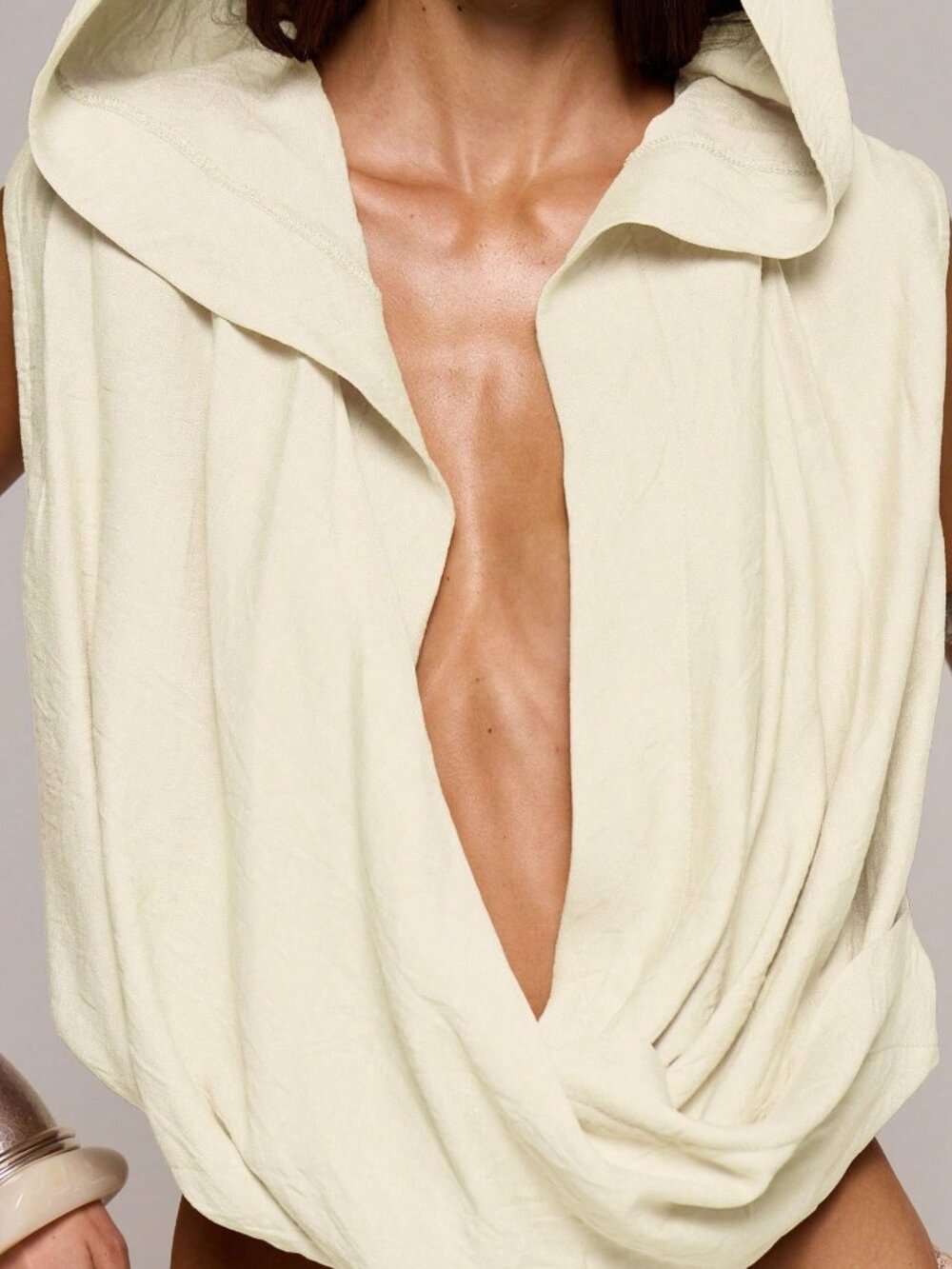Cream Casual Women's Textured Linen Cowl Plunge Hooded Top - Picture 6 of 6